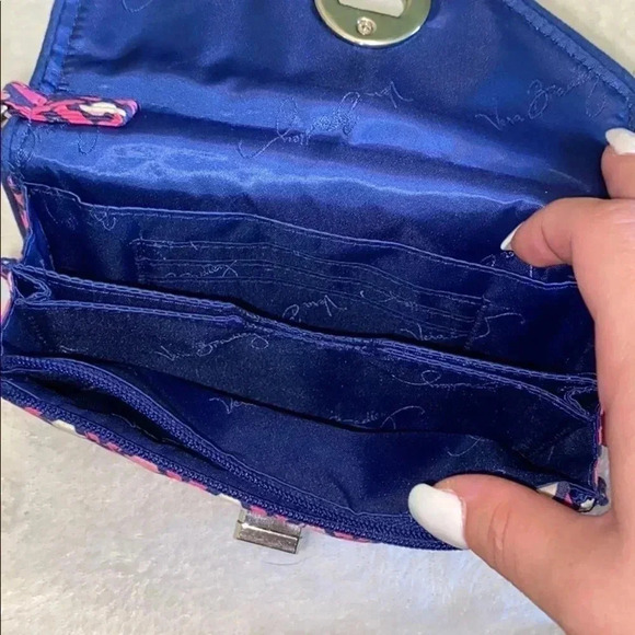 Vera Bradley Wristlet - Picture 4 of 6
